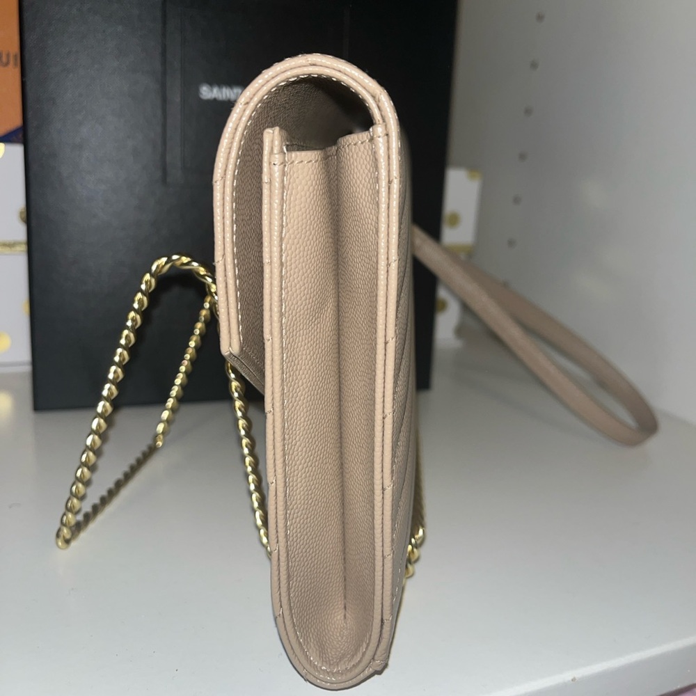 Saint Laurent Nude Quilted Leather YSL Chain Crossbody - Picture 4 of 9